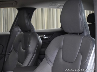 Volvo V60 2,0   B4 Plus Dark FWD 2025