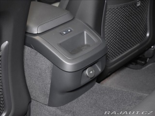 Volvo V60 2,0   B4 Plus Dark FWD 2025