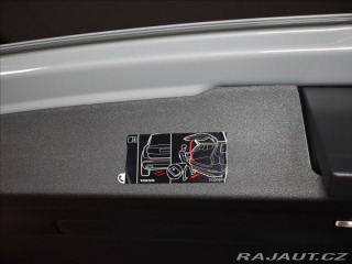 Volvo V60 2,0   B4 Plus Dark FWD 2025