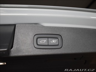 Volvo V60 2,0   B4 Plus Dark FWD 2025