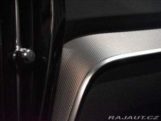 Volvo V60 2,0   B4 Plus Dark FWD 2025