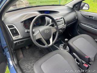 Hyundai i20 1,2 1800