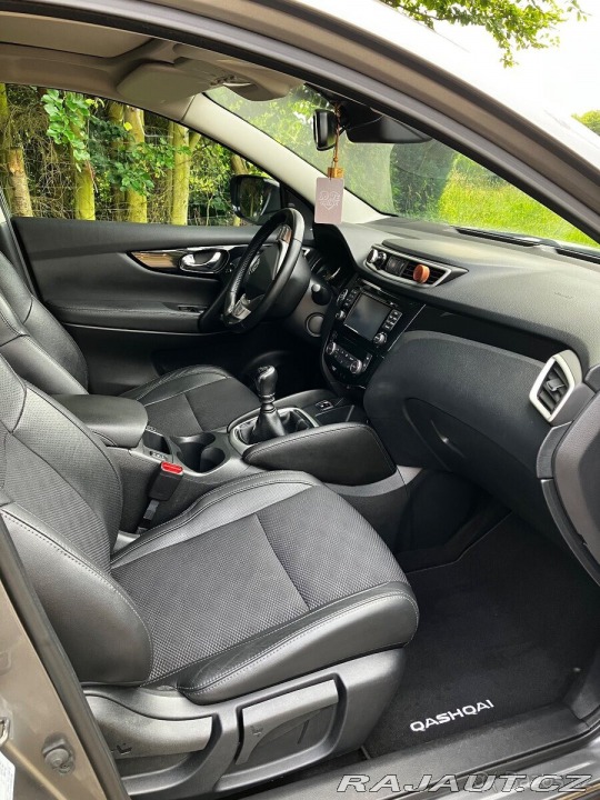 Nissan Qashqai 1,6 2015
