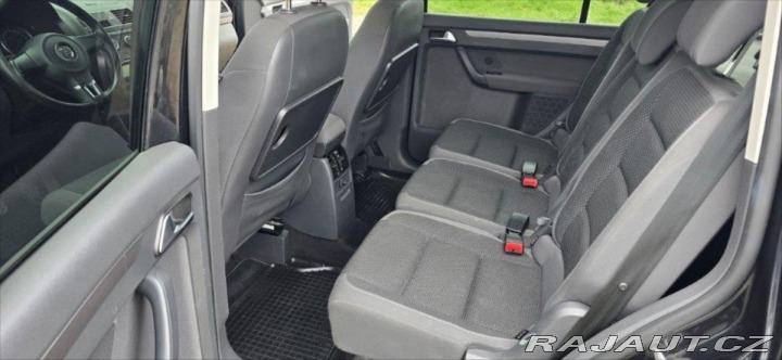 Volkswagen Touran 1,6 2014
