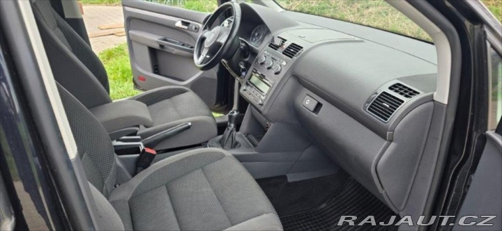 Volkswagen Touran 1,6 2014