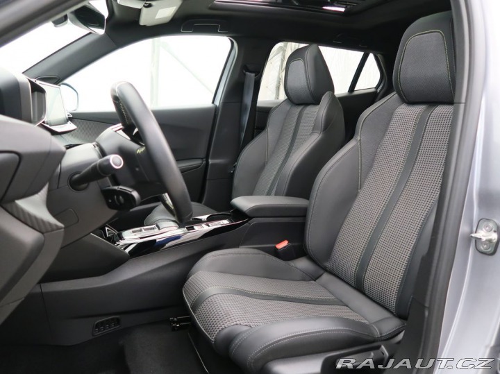 Peugeot 2008 ELECTRO,CZ,1Maj,e-GT,AT,5 2023