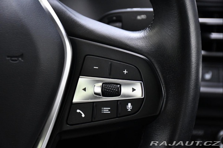 BMW 2 218d LED ČR 1M 2021