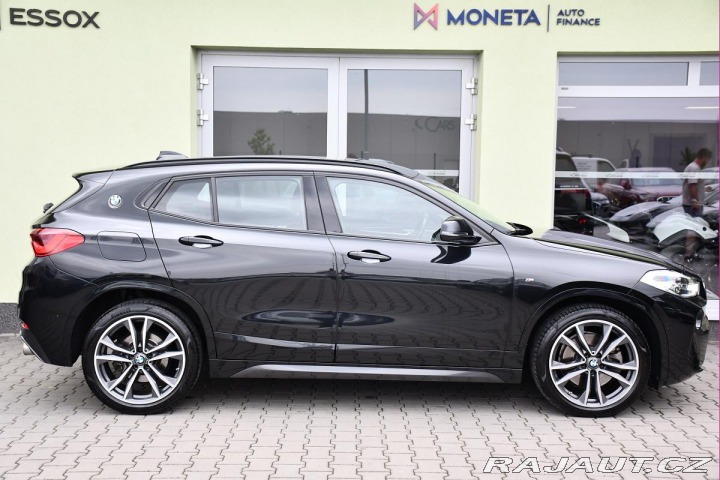 BMW X2 xDrive20i M-SPORT HUD ČR 2018