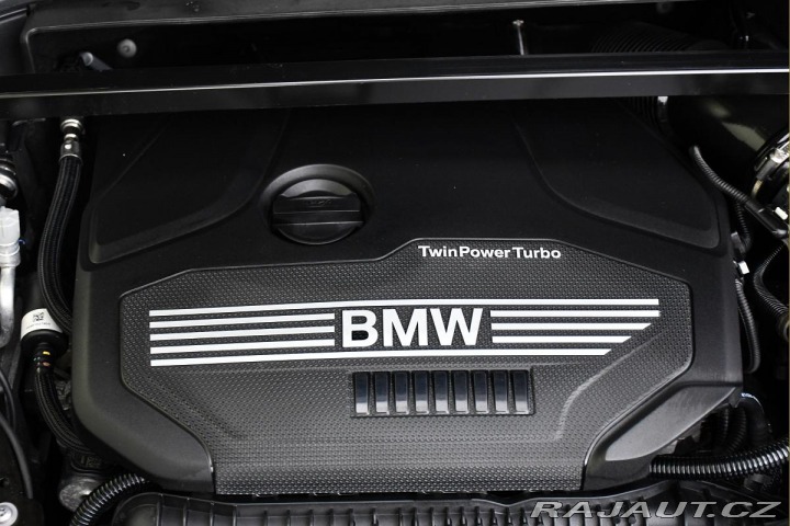 BMW X2 xDrive20i M-SPORT HUD ČR 2018