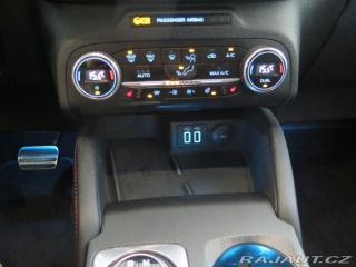 Ford Kuga 1.5TDCi,navi,360°,ST Line 2021