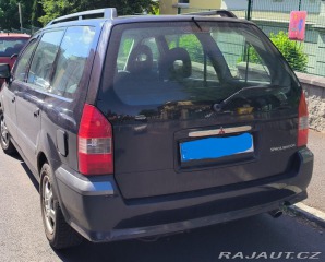 Mitsubishi Space Wagon 2003