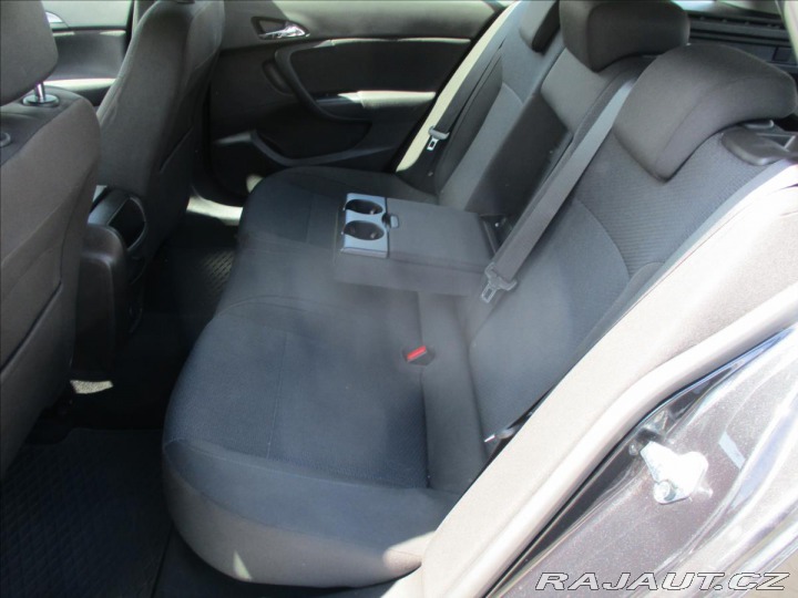 Opel Insignia 2,0 CDTi 96kw Automat CZa 2015