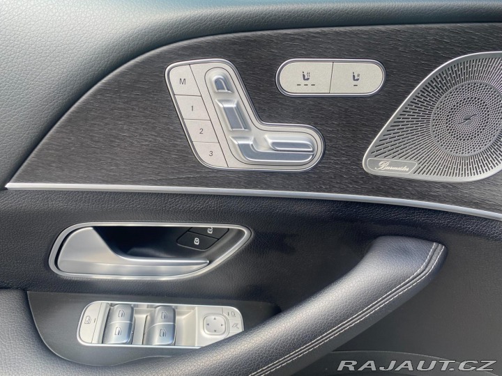 Mercedes-Benz GLE 300 D 4Matic REZERVACE 2022