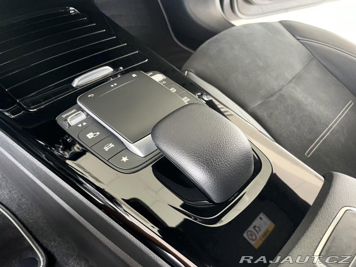 Mercedes-Benz CLA 250 AMG*MbuX*KeyLess*1maj 2022