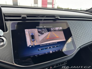 Mercedes-Benz E E 220d 4MATIC kombi AMG 2025