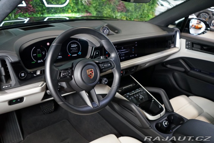 Porsche Cayenne COUPE*EHYBRID*PASM*INNO*B 2024