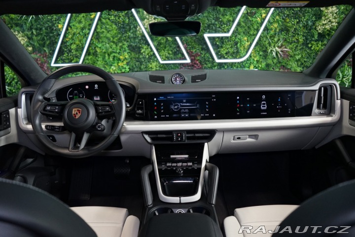 Porsche Cayenne COUPE*EHYBRID*PASM*INNO*B 2024