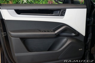 Porsche Cayenne COUPE*EHYBRID*PASM*INNO*B 2024