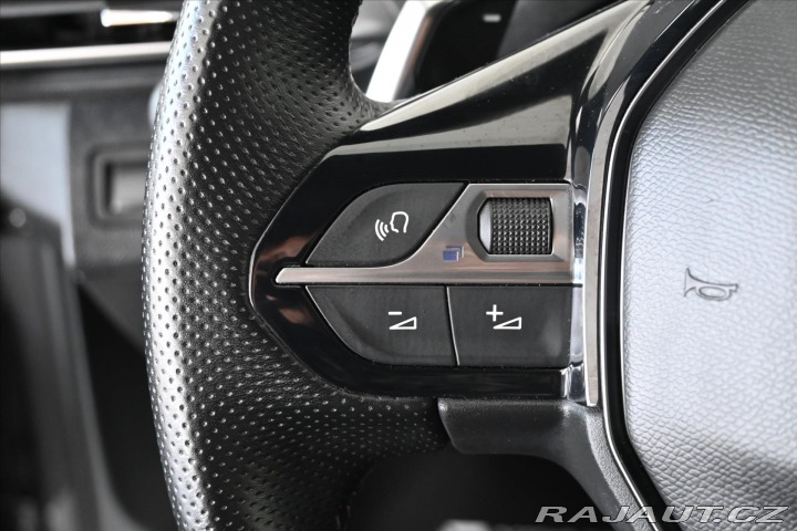 Peugeot 5008 1,5 BlueHDi 96 kW GT Line 2022