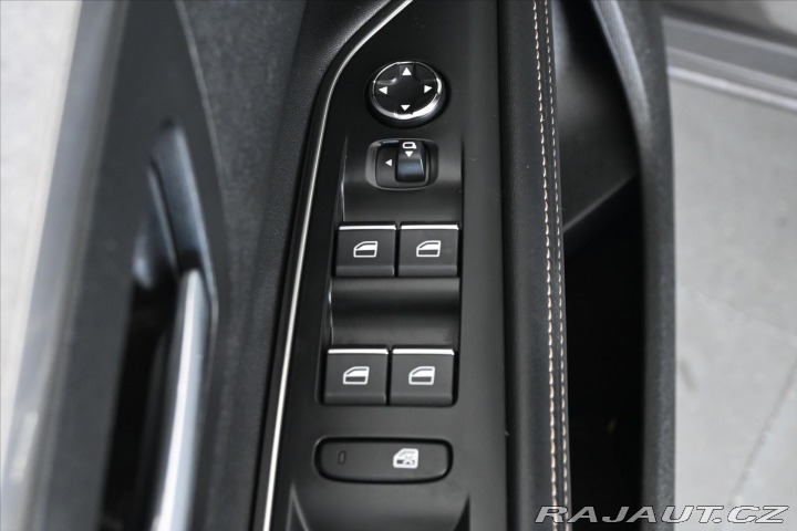 Peugeot 5008 1,5 BlueHDi 96 kW GT Line 2022