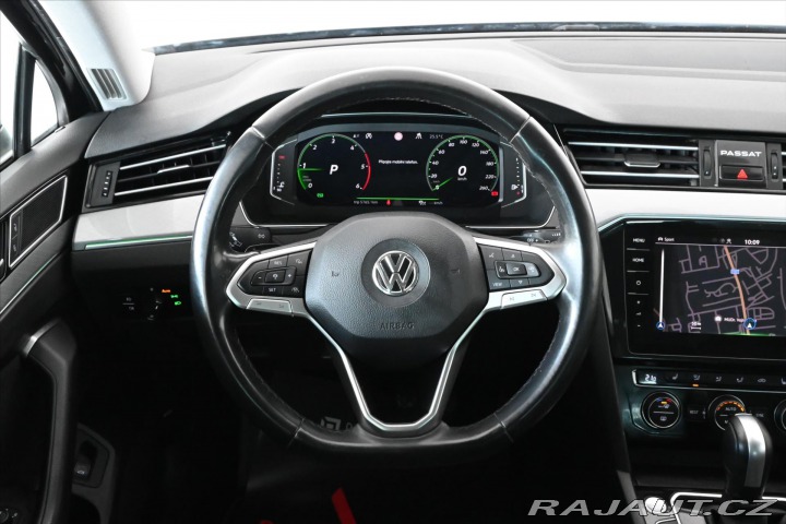 Volkswagen Passat 2,0 110kW BUSINESS DSG TZ 2020