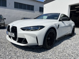 BMW M4  2021