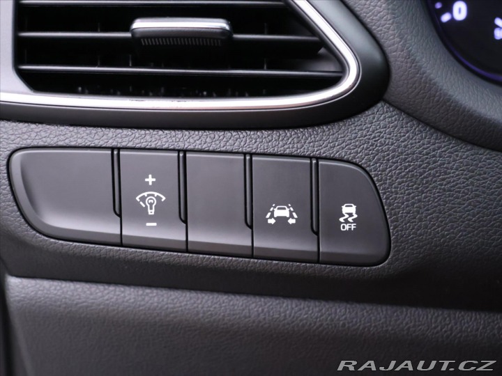 Hyundai i30 1,0 T-GDI 88kW Klimatizac 2017