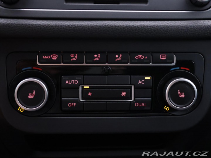 Volkswagen Tiguan 2,0 TDI 103KW DSG 4Motion 2012