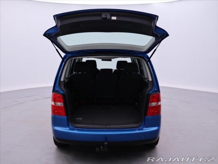 Volkswagen Touran 1,6 FSI 85kW Klimatizace 2003