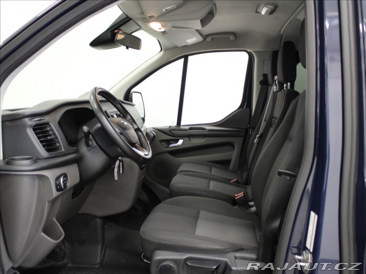 Ford Transit Custom 2,0 TDCi Trend 6-míst TAŽ 2022