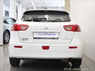 Mitsubishi Lancer 1,6 i Invite 1.maj.43 500 2015