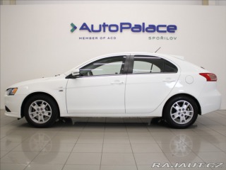 Mitsubishi Lancer 1,6 i Invite 1.maj.43 500 2015