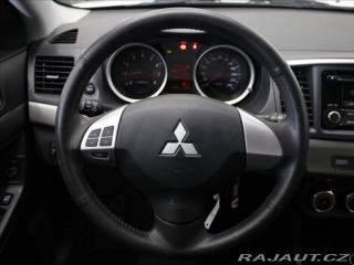 Mitsubishi Lancer 1,6 i Invite 1.maj.43 500 2015