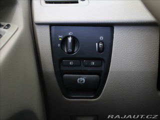 Volvo XC90 2,4 D5 4x4 MT Summum TAŽN 2006