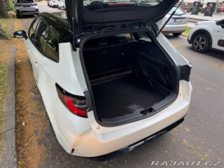Toyota Corolla 1,8 hybrid GR Sport 09/ 2021