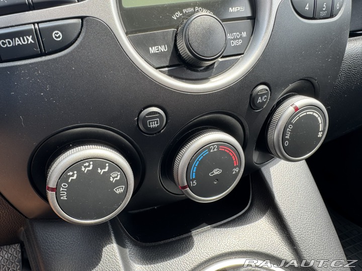 Mazda 2 1,3i 63 KW 2X KOLA TAŽNÉ 2010