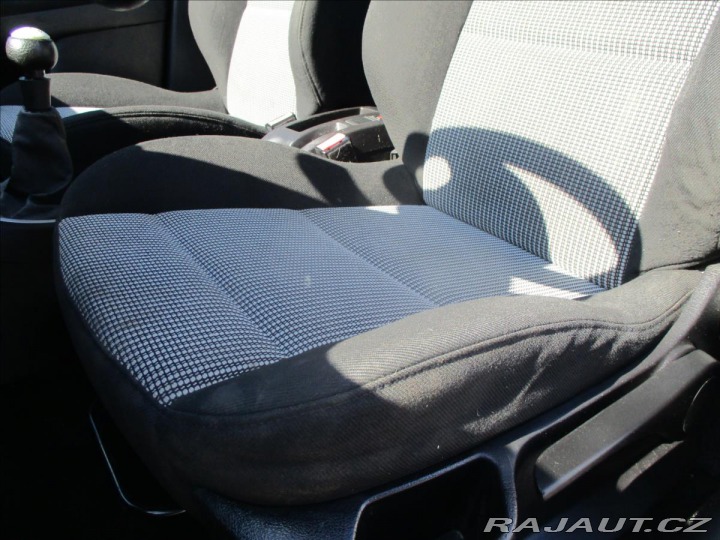 Peugeot 307 1,6 i 16V Klimatronic, Ta 2006