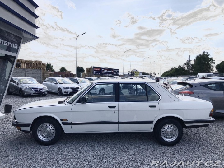 BMW 5 518 5-Rychlostní 122 PS 1981