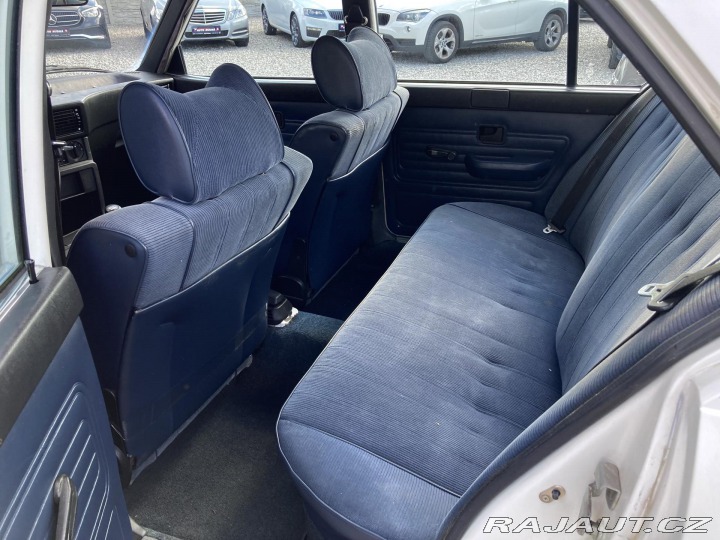 BMW 5 518 5-Rychlostní 122 PS 1981