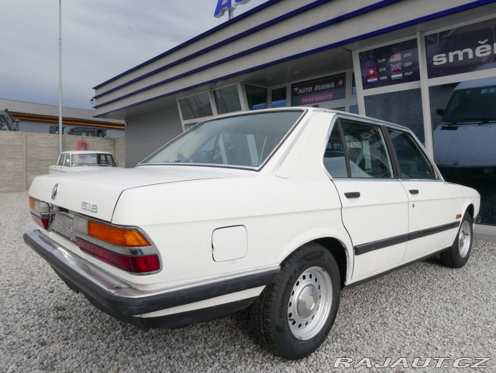 BMW 5 518 E28 5-Rychlostní 122 1981