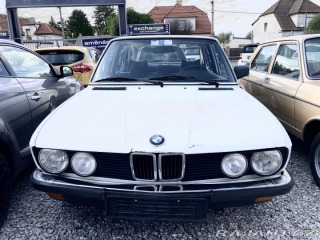 BMW 5 518 5-Rychlostní 122 PS 1981
