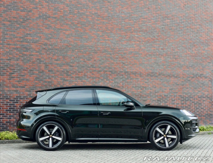 Porsche Cayenne 3.0 V6 e-Hybrid | BOSE - 2024