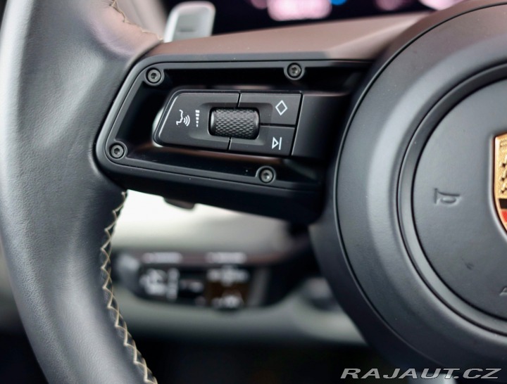 Porsche Cayenne 3.0 V6 e-Hybrid | BOSE - 2024