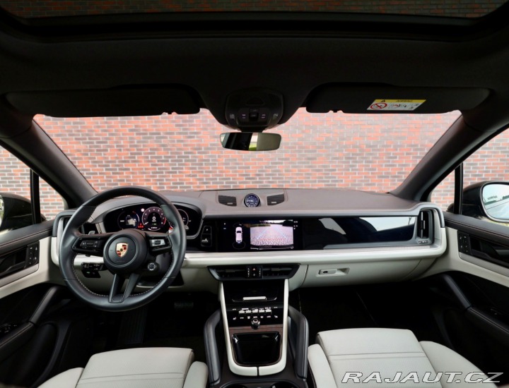 Porsche Cayenne 3.0 V6 e-Hybrid | BOSE - 2024