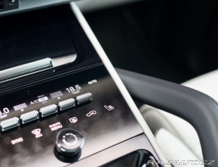 Porsche Cayenne 3.0 V6 e-Hybrid | BOSE - 2024