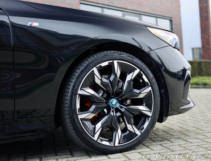 BMW 5 Touring 530e xDrive M S 2024