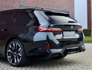 BMW 5 Touring  530e xDrive  M S 2024