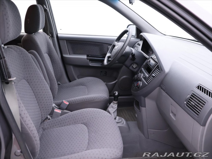 Kia Carens 2,0 CRDi 103kW LX Klima T 2007