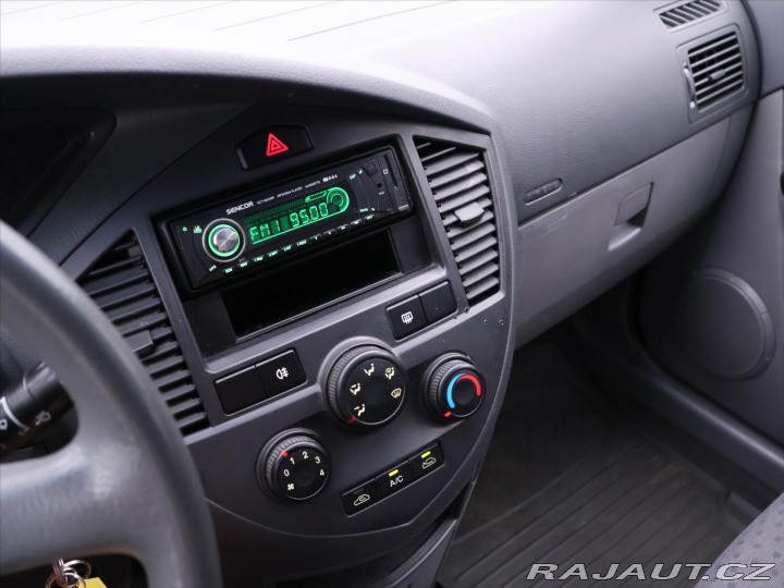 Kia Carens 2,0 CRDi 103kW LX Klima T 2007