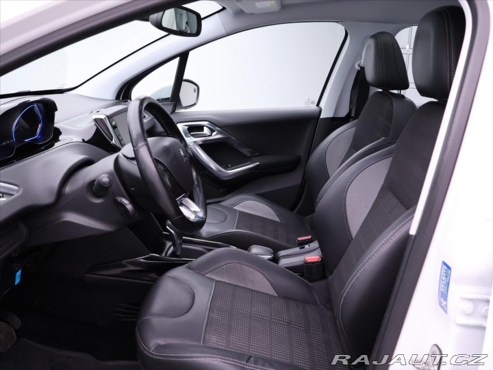 Peugeot 2008 1,2 PureTech 81kW Aut. Al 2016